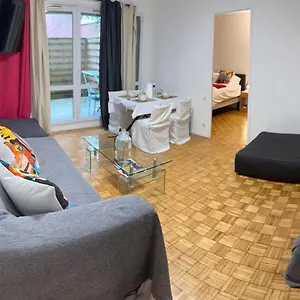 Appt Entier Monparnasse Avec Terrasse Et Parking , Paris France